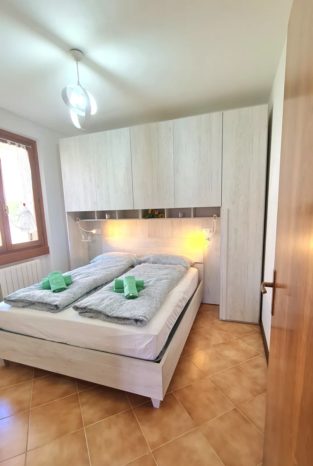 Camera con armadio villa