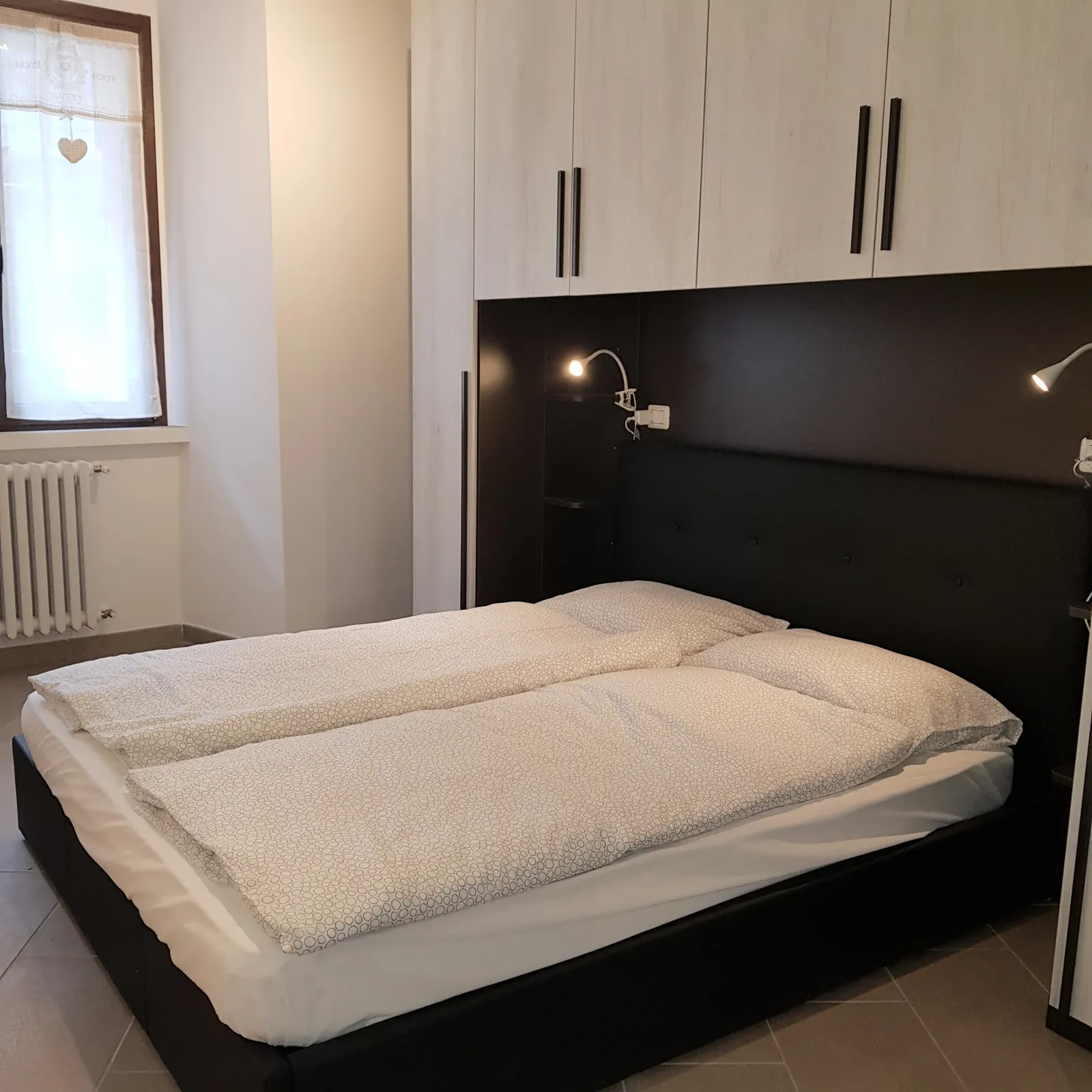 Camera matrimoniale con armadio